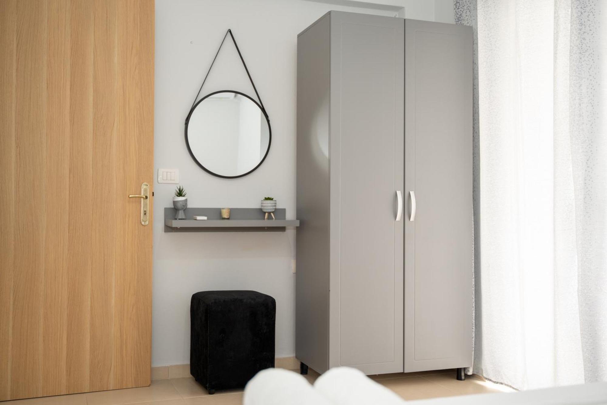 A&V Apartments Sarande Bagian luar foto