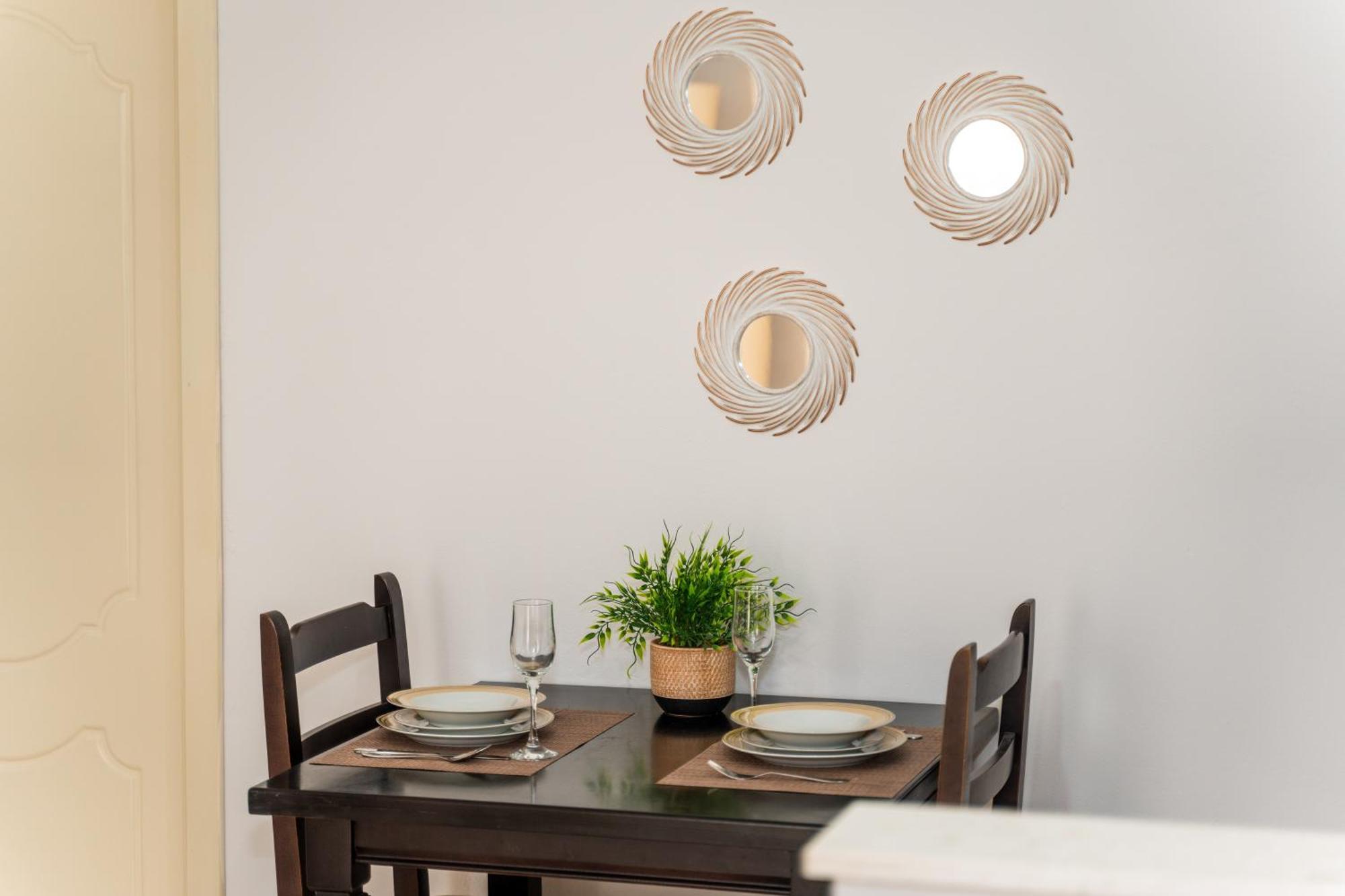 A&V Apartments Sarande Bagian luar foto
