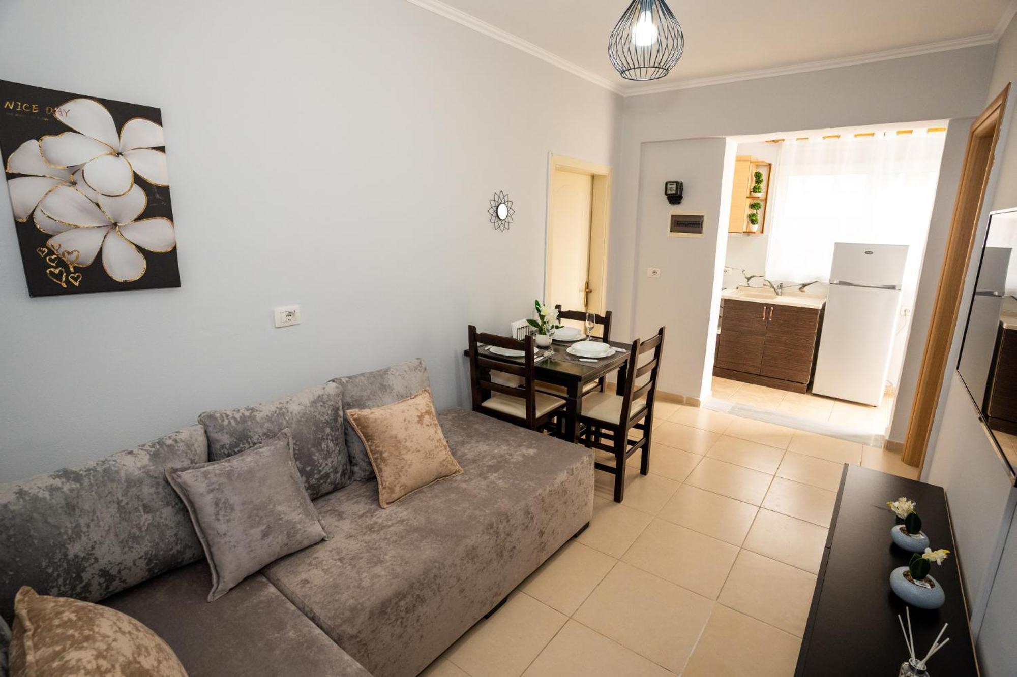 A&V Apartments Sarande Bagian luar foto